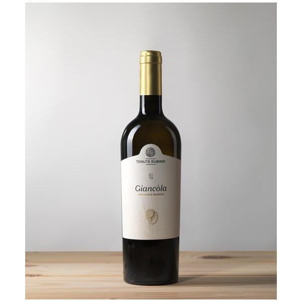Vino Bianco Salento IGT - GIANCÒLA - TENUTE RUBINO
